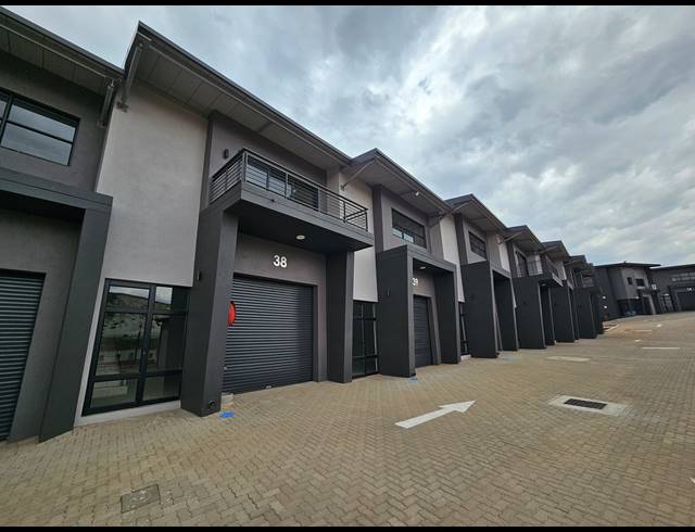 179M² WAREHOUSE TO LET IN MOREHILL
